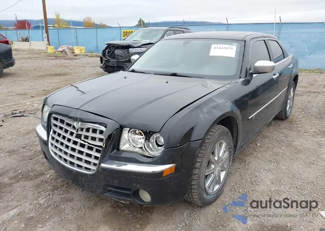 2010 Chrysler 300C from USA, damaged, VIN 2C3CK6CT6AH202732